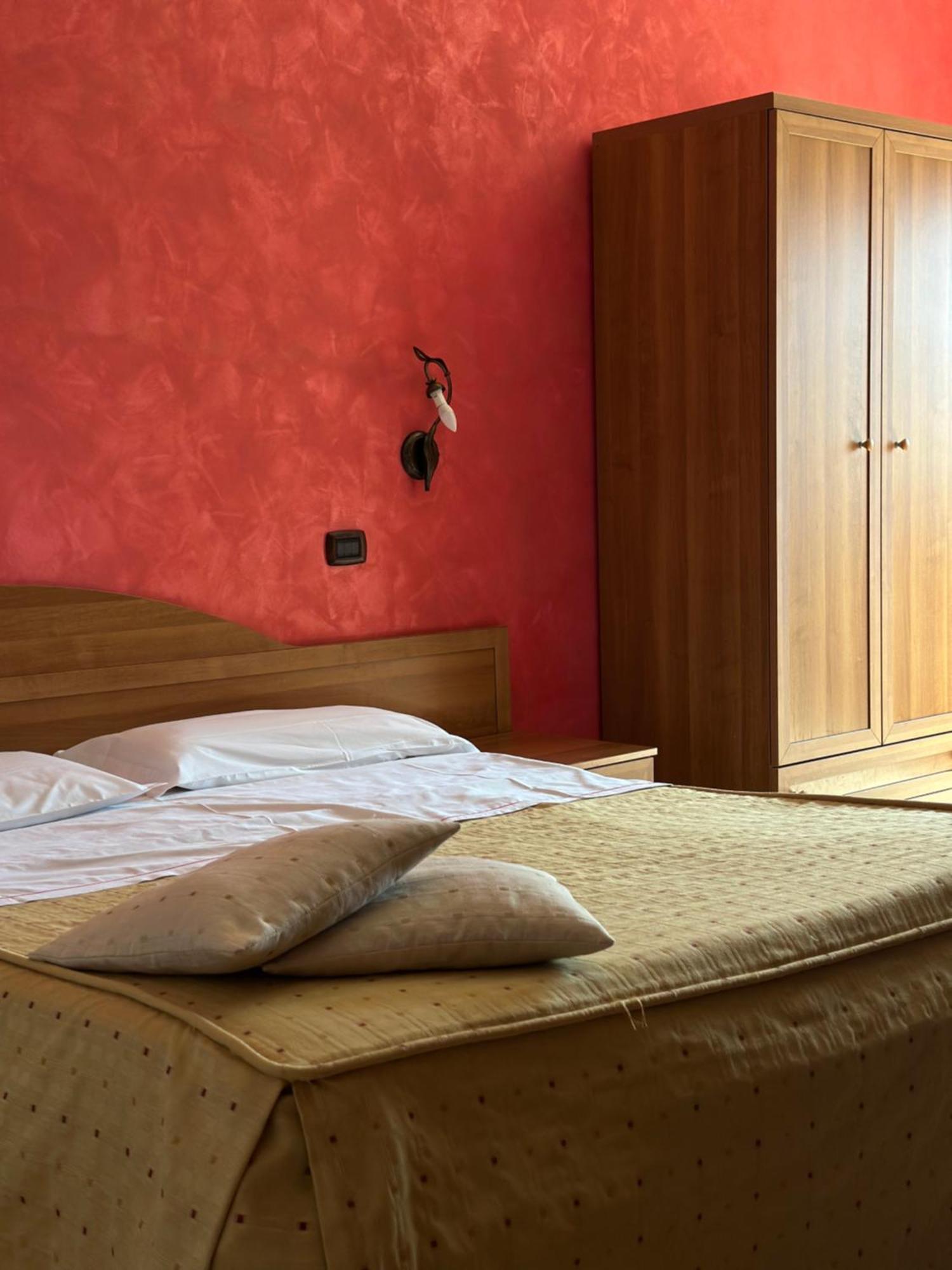 Hotel Il Giardino Degli Aranci Nola Zewnętrze zdjęcie
