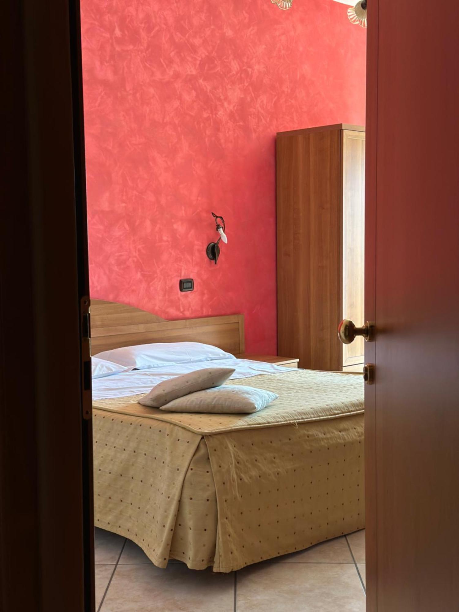 Hotel Il Giardino Degli Aranci Nola Zewnętrze zdjęcie