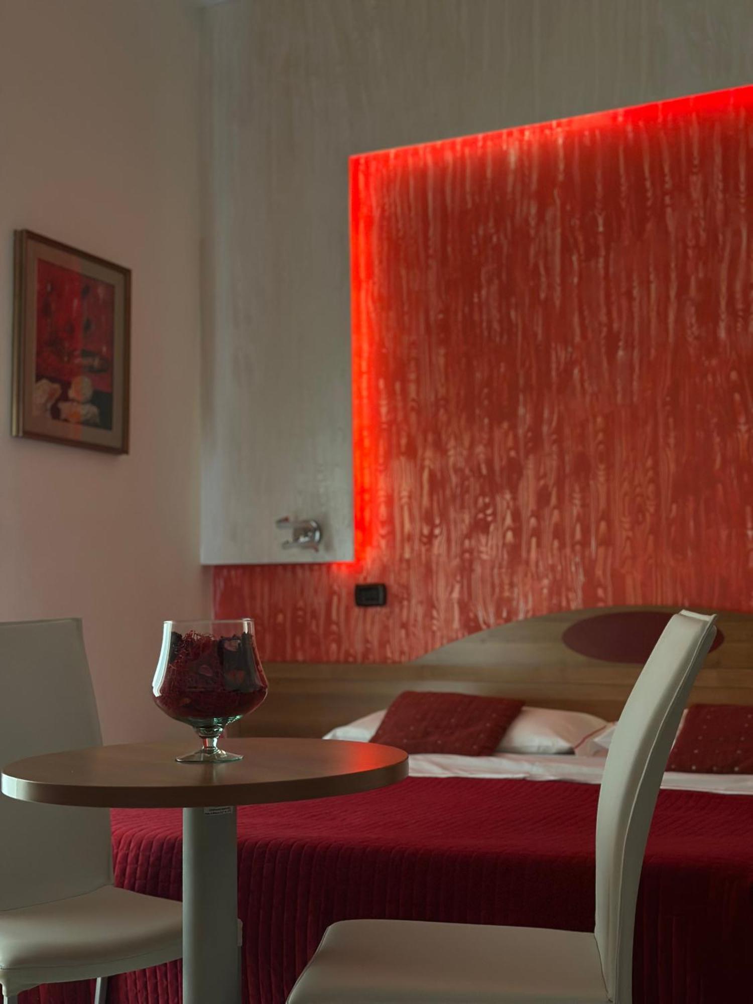 Hotel Il Giardino Degli Aranci Nola Zewnętrze zdjęcie