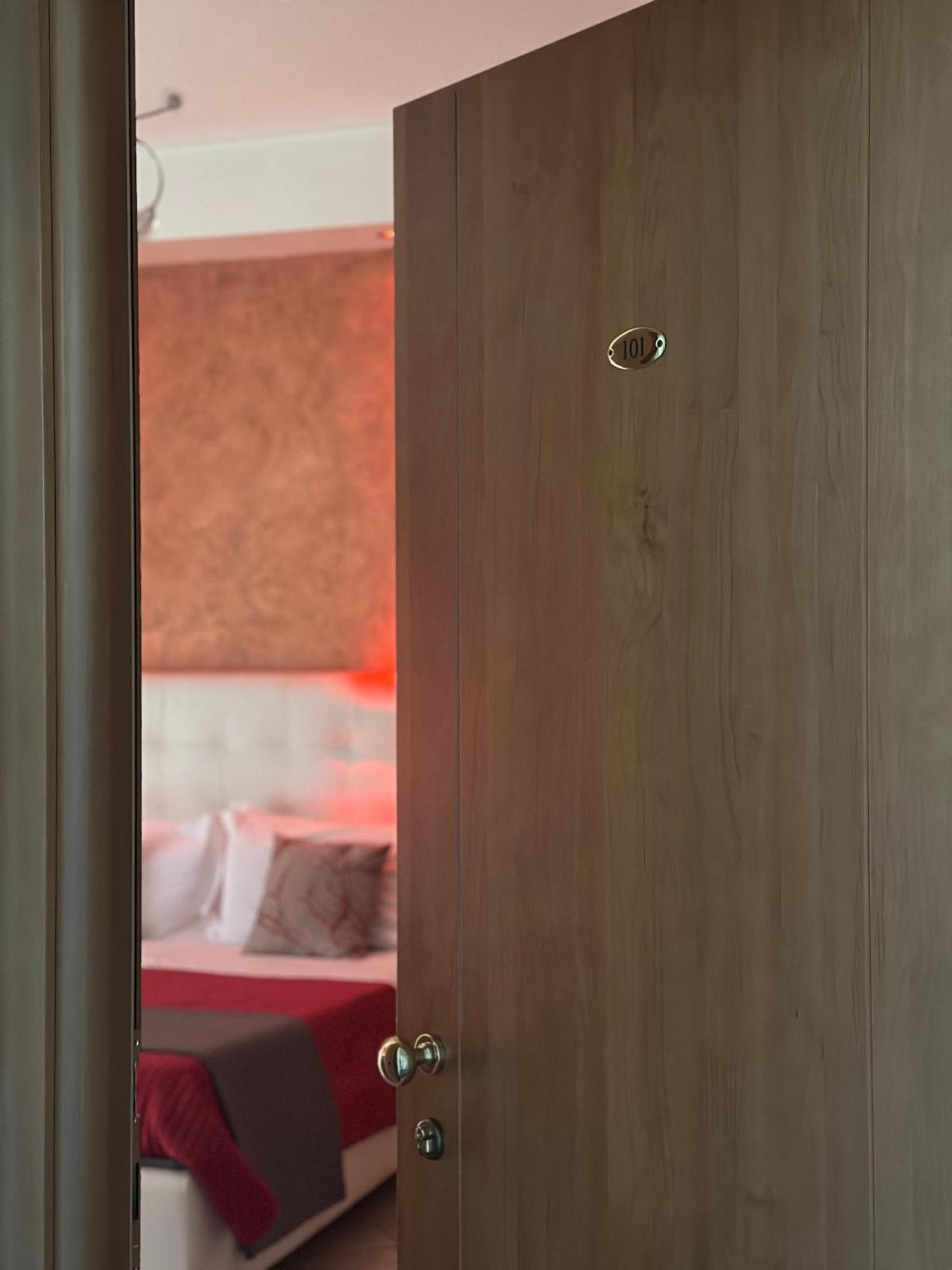 Hotel Il Giardino Degli Aranci Nola Zewnętrze zdjęcie