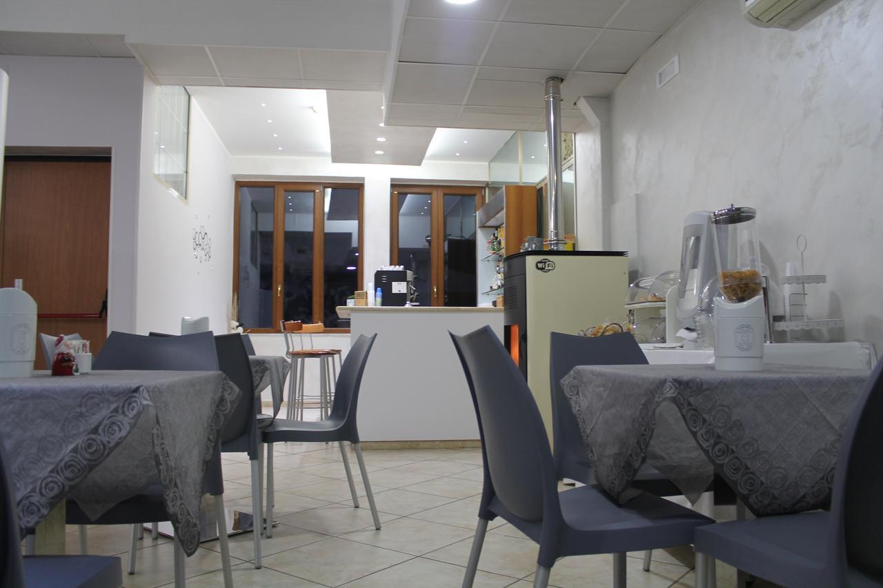 Hotel Il Giardino Degli Aranci Nola Zewnętrze zdjęcie